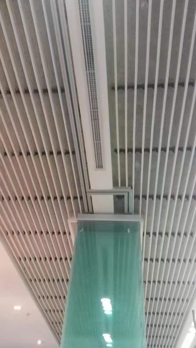 无框玻璃活动隔断