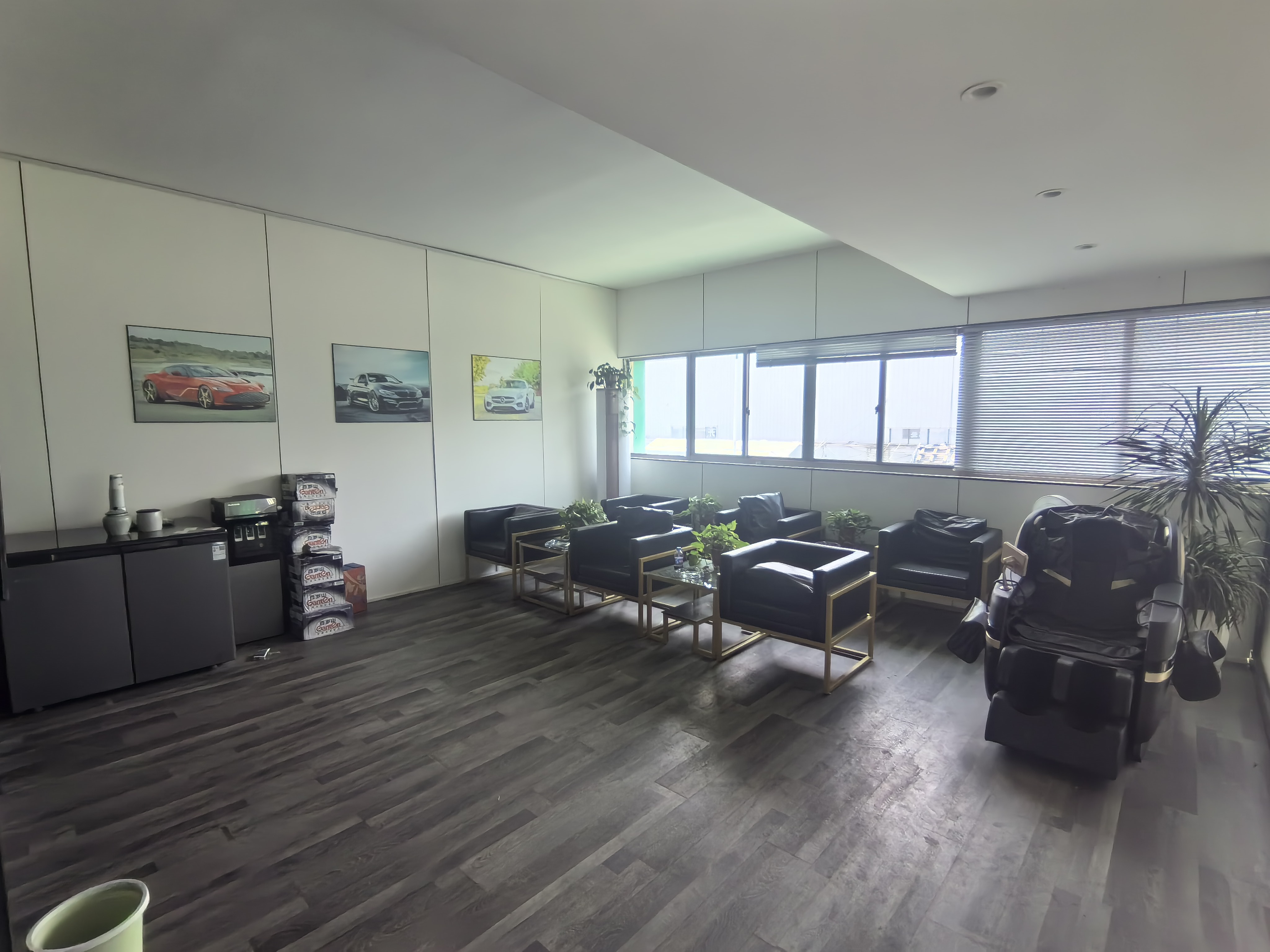 绿修邦新能源汽车专修(嵊州花园北路店)实拍：13