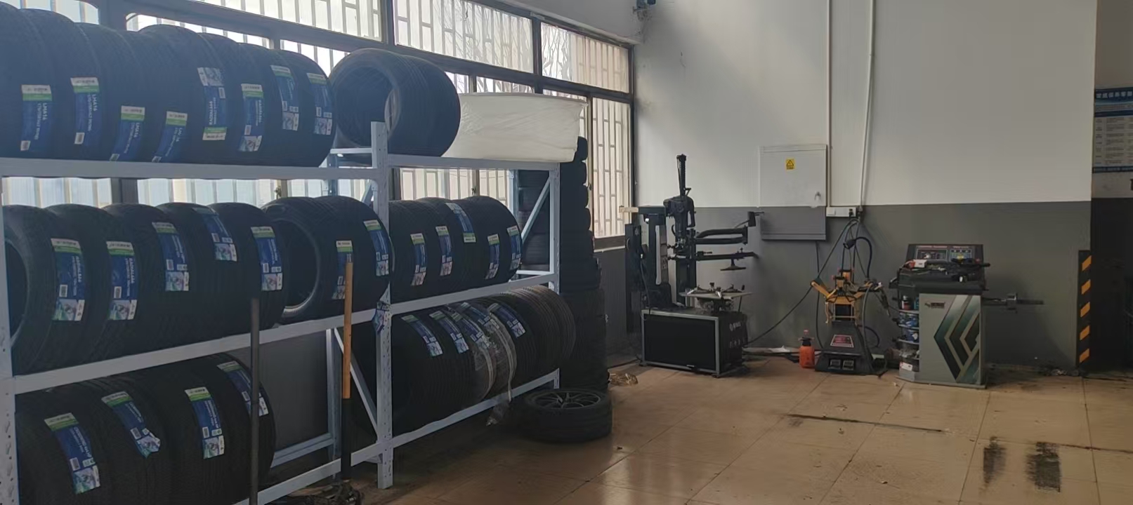 绿修邦新能源汽车专修(嵊州花园北路店)实拍：18