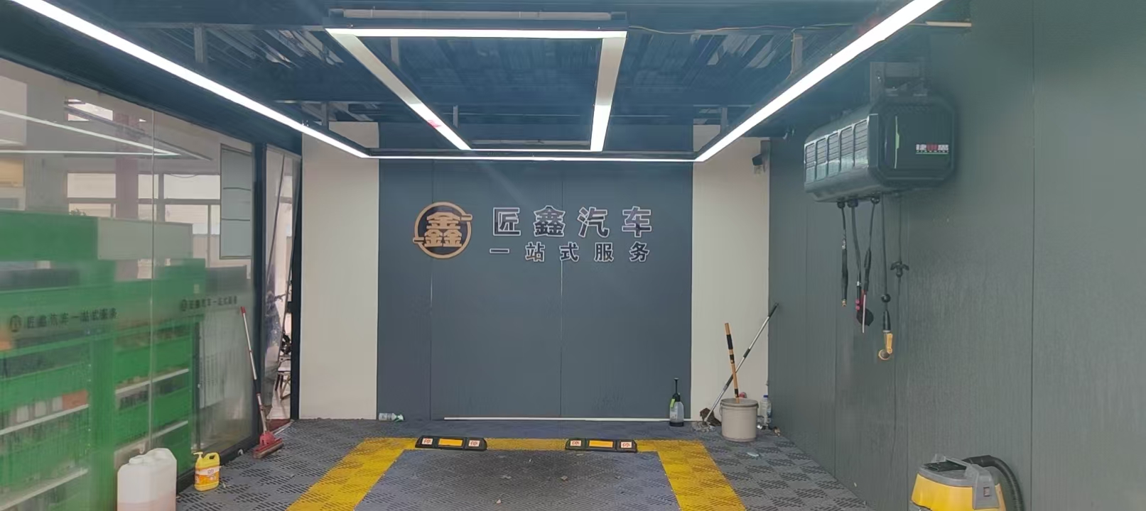 绿修邦新能源汽车专修(嵊州花园北路店)实拍：22