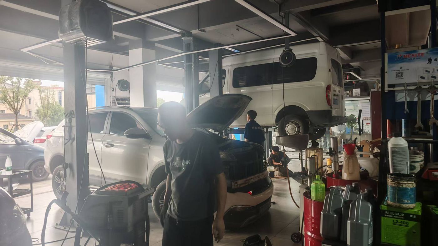 绿修邦奥众汽修实拍:04