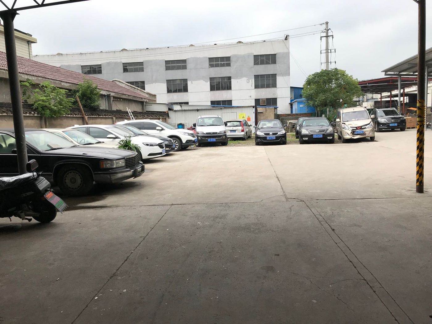 绿修邦宝盛汽车维修生活馆实拍:06