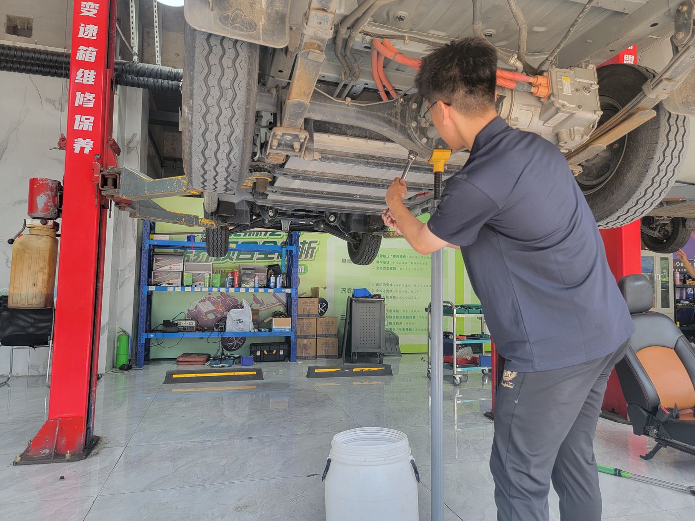 绿修邦阿飞新能源汽车维修(杭州笕桥店)实拍:10