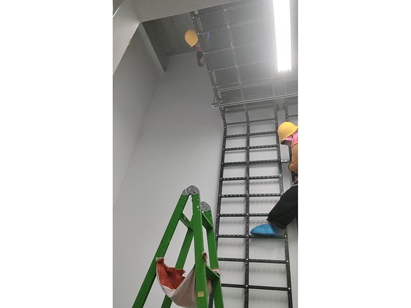 数据中心清洁-18-