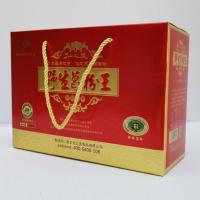 金卡压纹礼盒