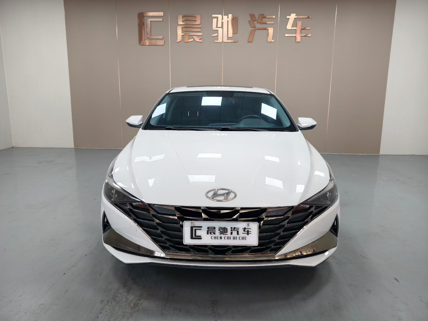 22.8伊兰特-1