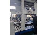 汽车后桥疲劳试验机生产中
